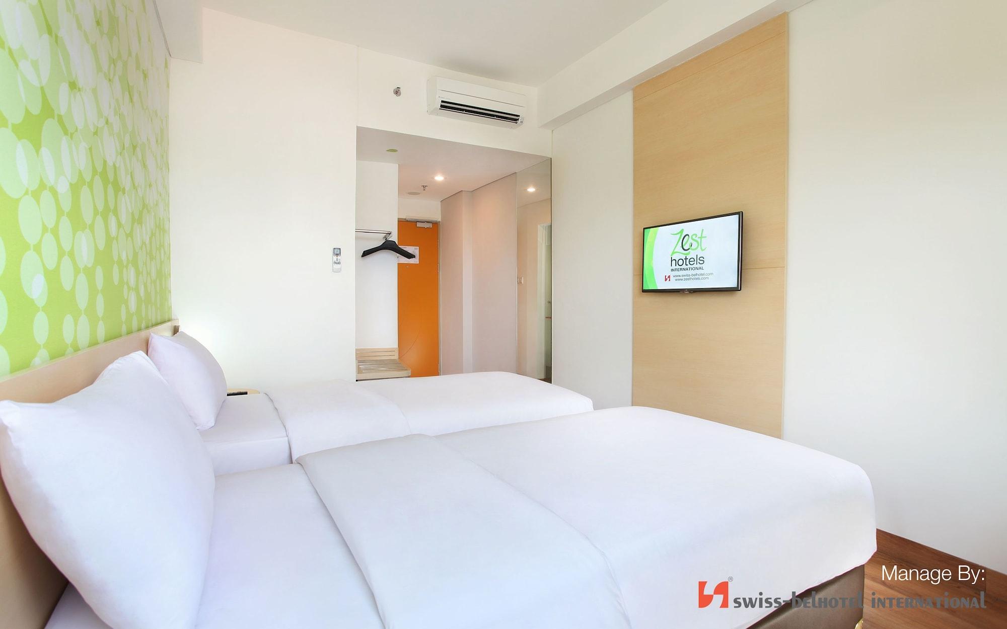 טנגרנג Zest Airport Jakarta By Swiss-Belhotel International מראה חיצוני תמונה