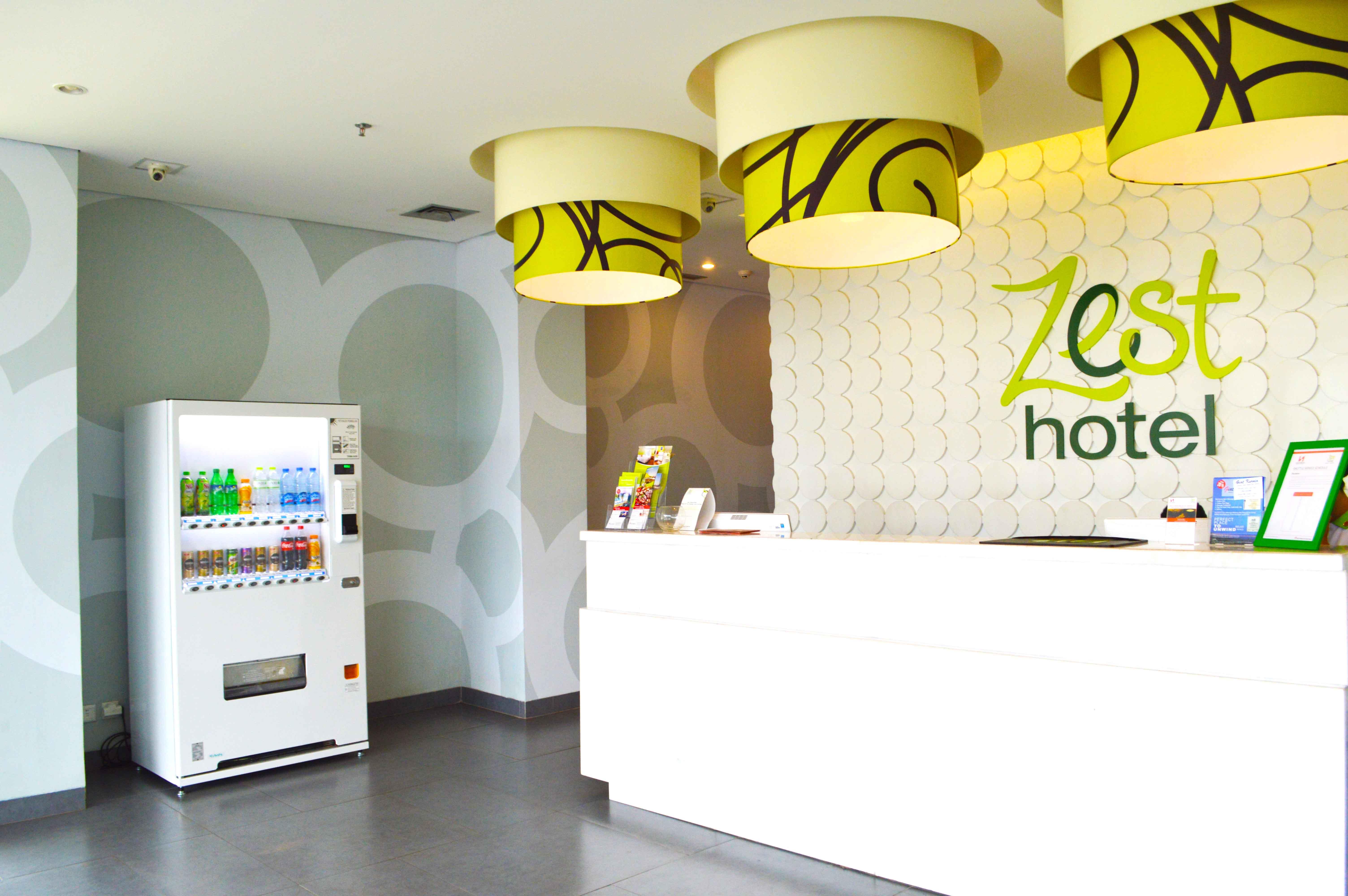 טנגרנג Zest Airport Jakarta By Swiss-Belhotel International מראה חיצוני תמונה
