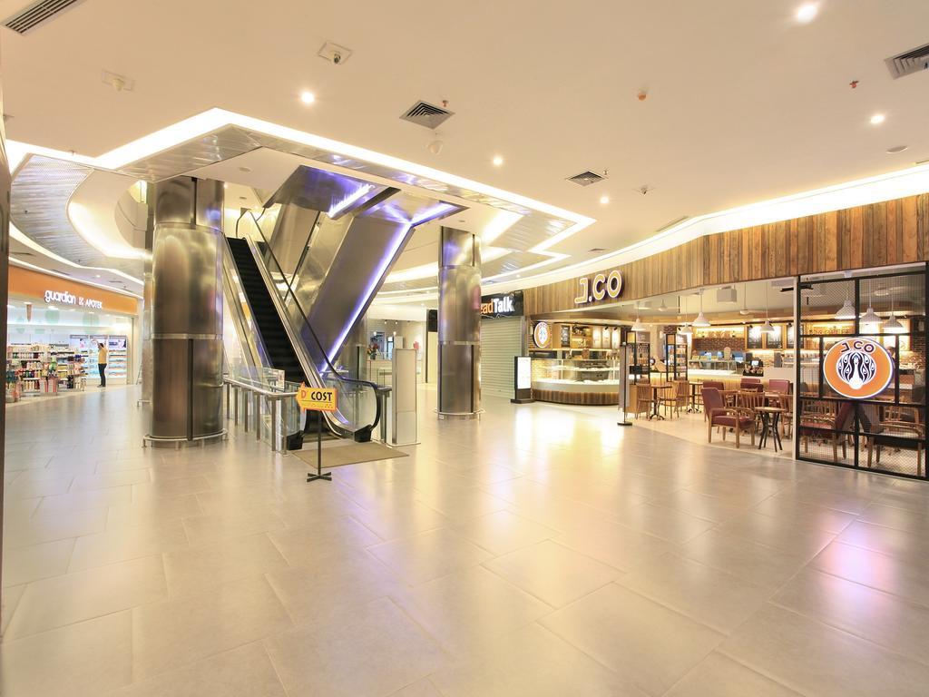 טנגרנג Zest Airport Jakarta By Swiss-Belhotel International מראה חיצוני תמונה