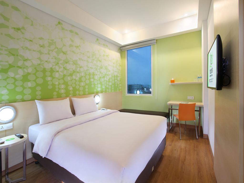 טנגרנג Zest Airport Jakarta By Swiss-Belhotel International חדר תמונה