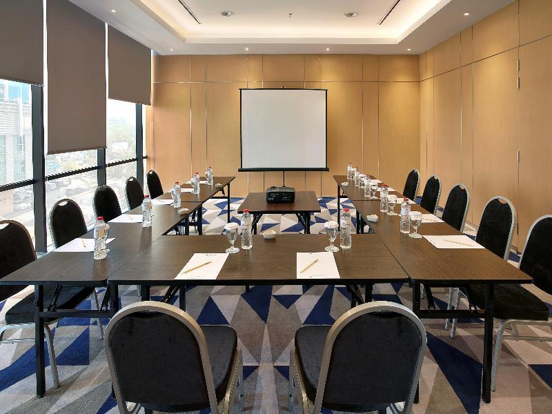 טנגרנג Zest Airport Jakarta By Swiss-Belhotel International מראה חיצוני תמונה