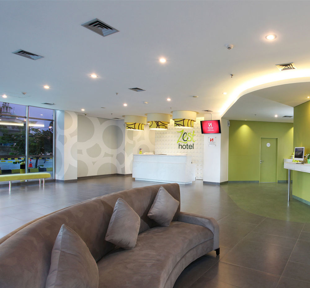 טנגרנג Zest Airport Jakarta By Swiss-Belhotel International מראה חיצוני תמונה