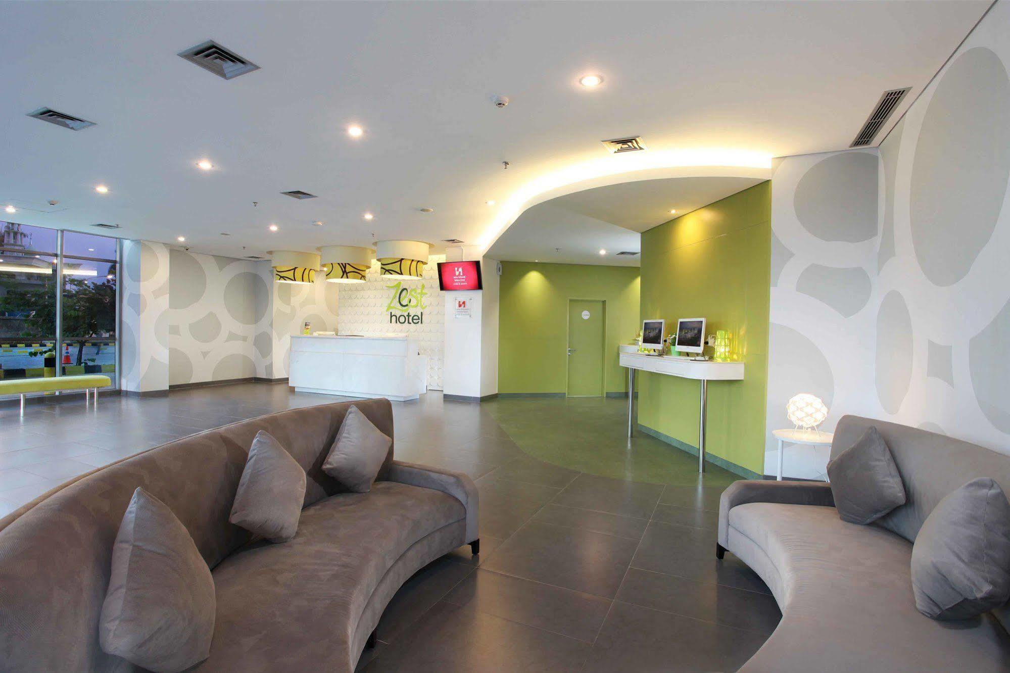 טנגרנג Zest Airport Jakarta By Swiss-Belhotel International מראה חיצוני תמונה